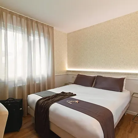 בית הארחה Civico 4 3*